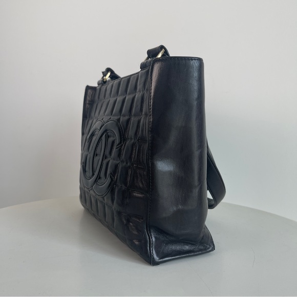 Chanel Choco Bar CC Tote Bag - Picture 4 of 10